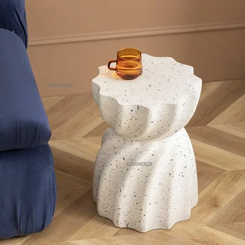 Белый журнальный столик в скандинавском минимализме для мебели гостиной Creative B & B Маленький круглый столик Ins Creative Design Кофейный уголок